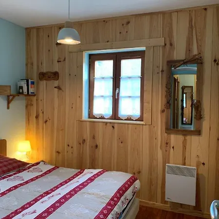 Confortable 3 Pieces Pour 8 Personnes Avec Balcon - Fr-1-504-27