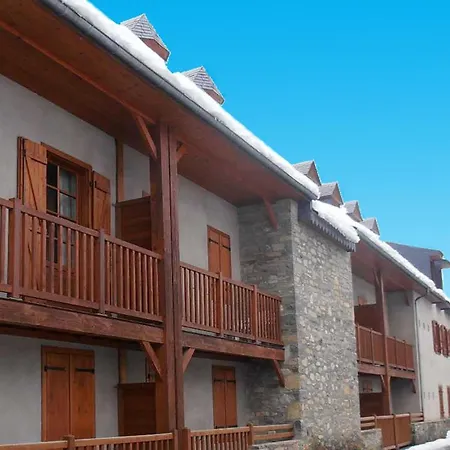 3 Pieces Pour 8 Avec Balcon Et Piscine A Vignec, Pres De Saint-lary-soulan - Fr-1-504-27 Vignec