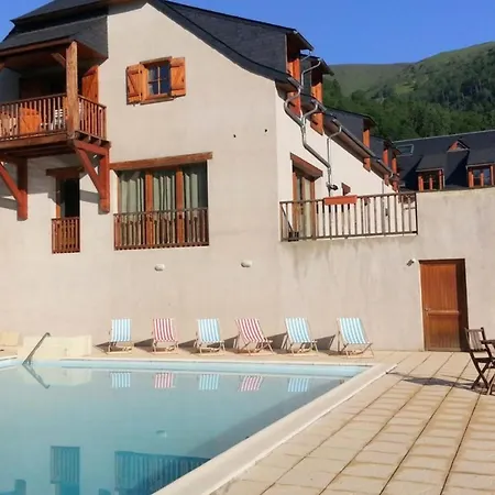 3 Pieces Pour 8 Avec Balcon Et Piscine A Vignec, Pres De Saint-lary-soulan - Fr-1-504-27