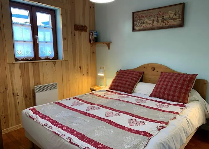 Confortable 3 Pièces Pour 8 Personnes Avec Balcon - Fr-1-504-27 * Vignec